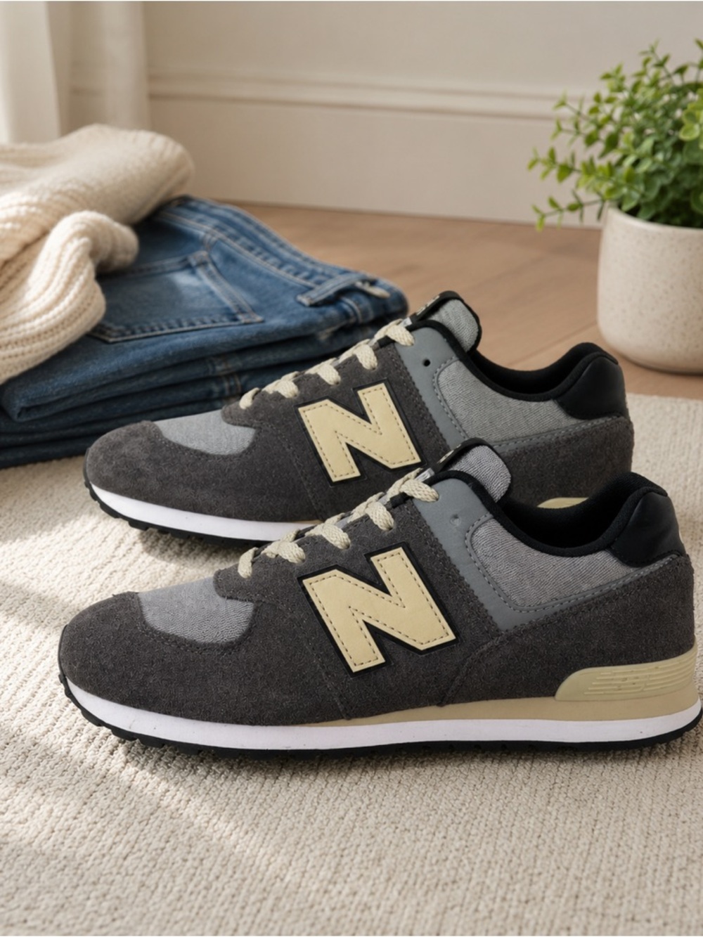 New Balance 574 Grey Days Charcoal Sandstone Big Boys Size 7